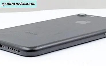 Cara Mengisi Daya iPhone Saat Mendengarkan Musik