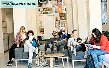 Nama Obrolan Grup Lucu — Meriahkan Hangout Online Anda