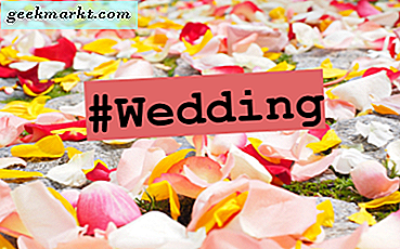 35 Ide Pernikahan Hashtag untuk Facebook & Instagram