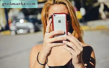 16 Tips Cara Mengambil Selfie yang Baik